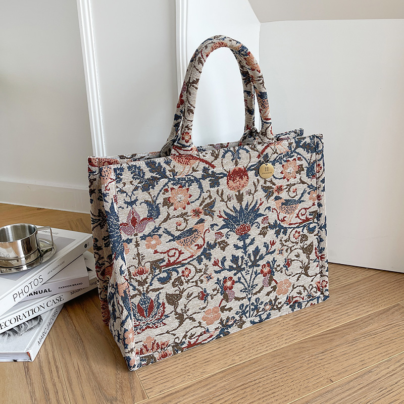 Luxury Bags Made In Italy - Kadınlar için büyük kapasiteli Tote çanta