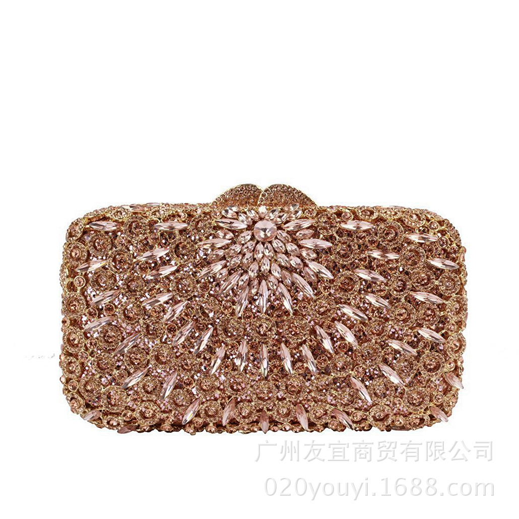 Luxury Bags That Are Affordable - Lüks Akşam Yemeği Çantası Oymalı Elmas